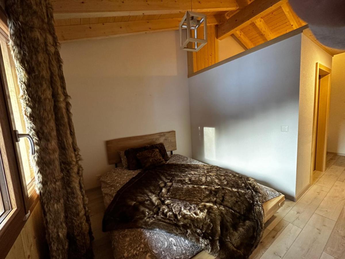 Saxon Chambres D'Hotes Les Louettes A Sapinhaut Canton Du Valais מראה חיצוני תמונה